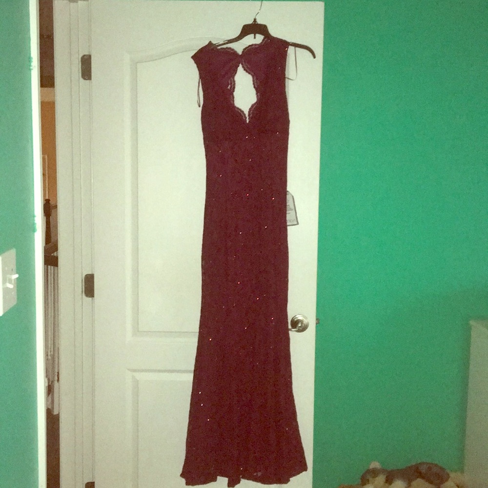 Maroon Prom Dess